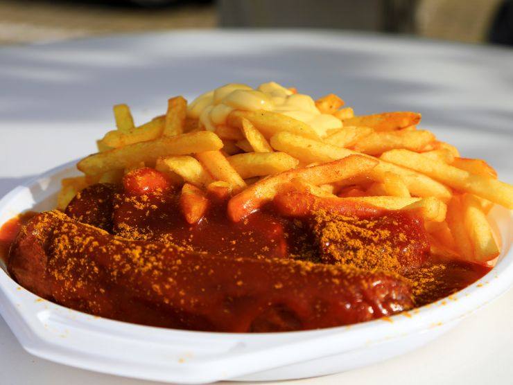 piatto di Currywurst