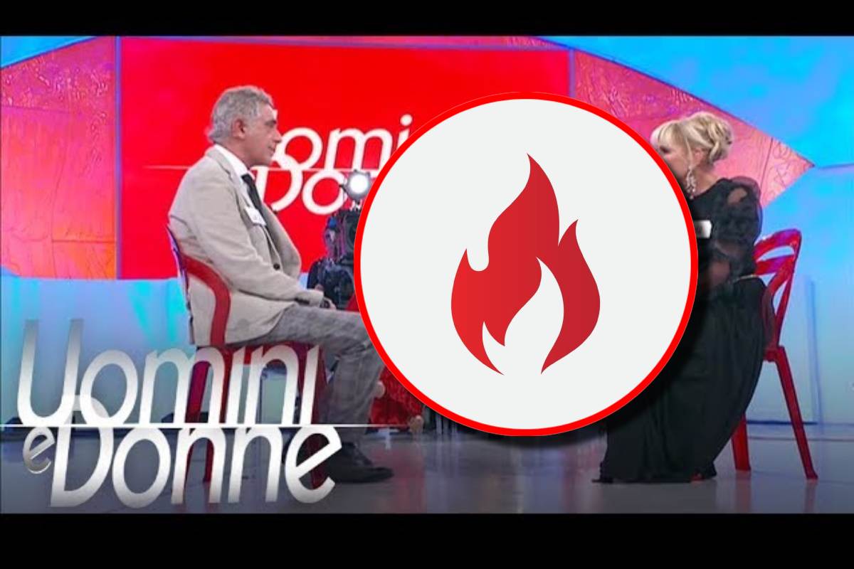 Lo studio di Uomini e donne e l'illustrazione di una fiamma